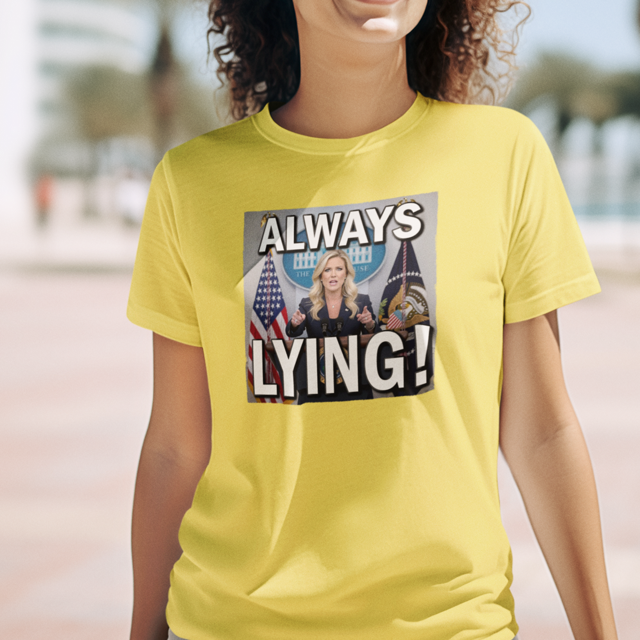 Always Lying T-shirt/yellow