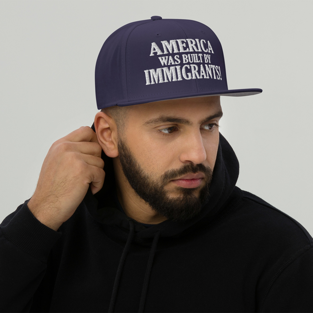 AMERICA WAS BUILT BY IMMIGRANTS  SNAPBACK CAP/Navy blue
