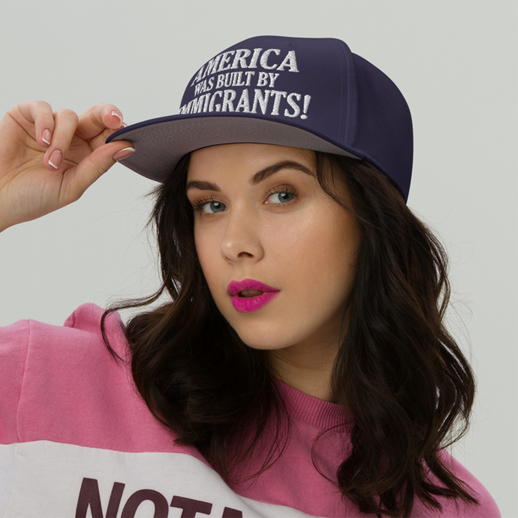 AMERICA WAS BUILT BY IMMIGRANTS  SNAPBACK CAP/Navy blue