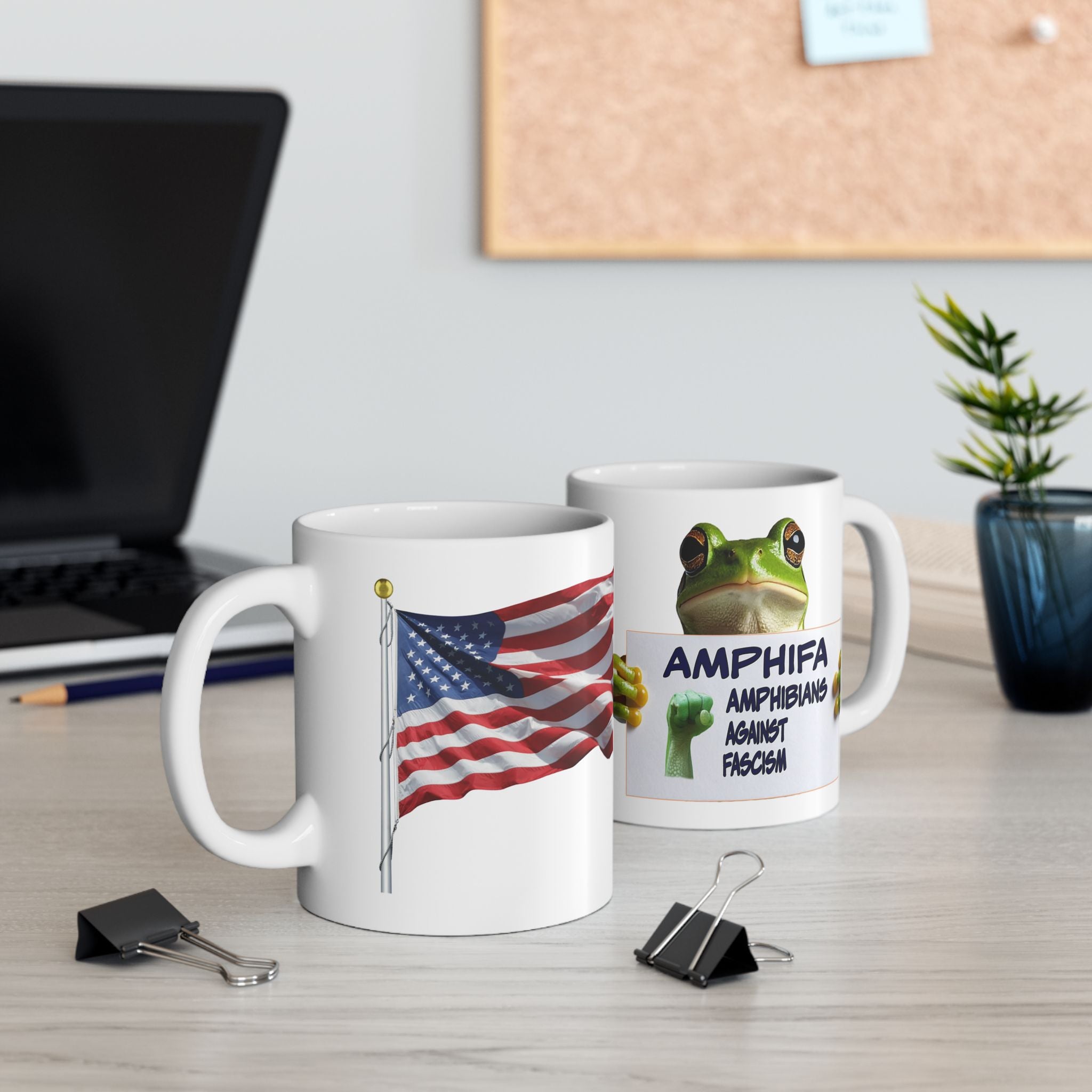 AMPHIFA CERAMIC MUG/WHITE