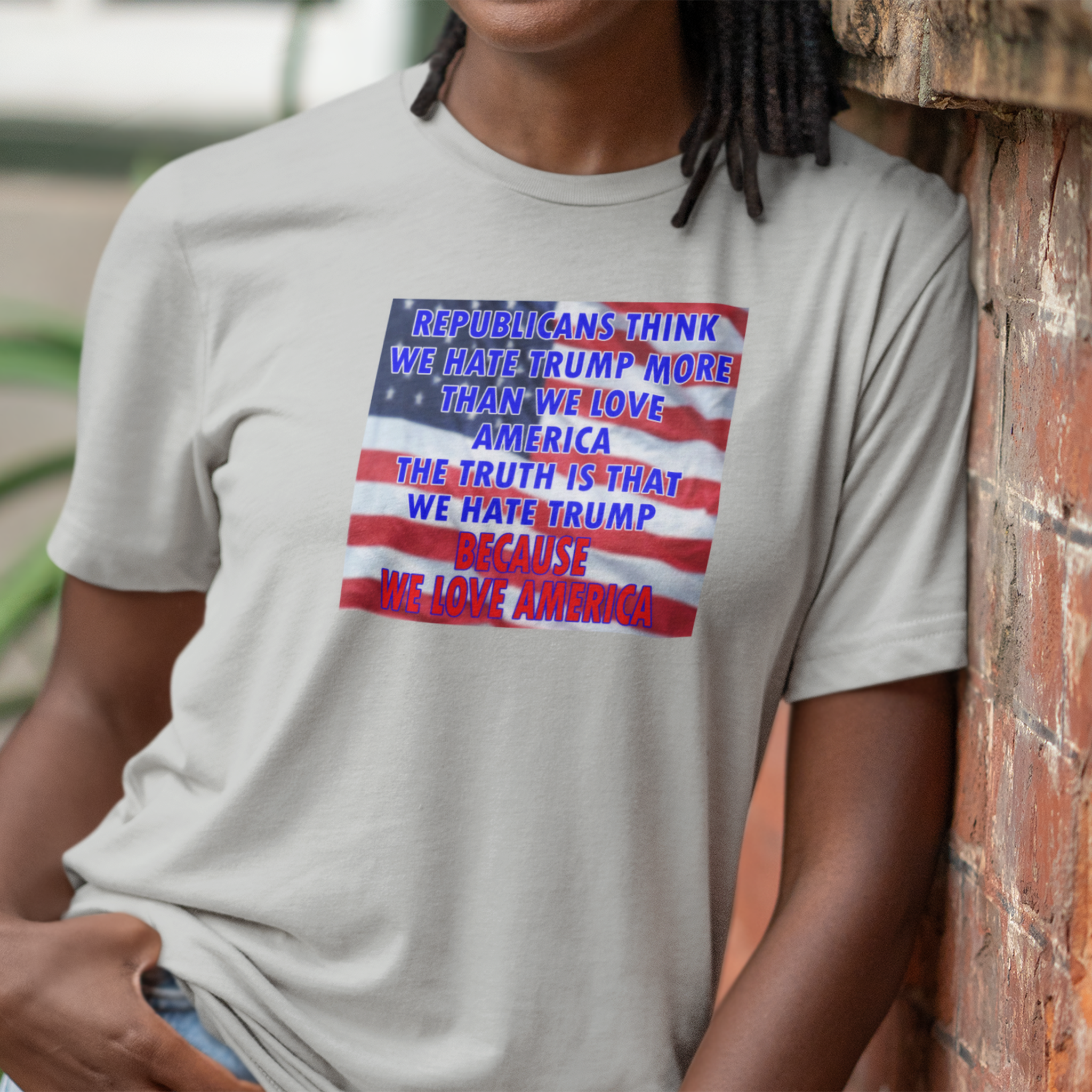 BECAUSE_WE_LOVE_T-shirt/silver