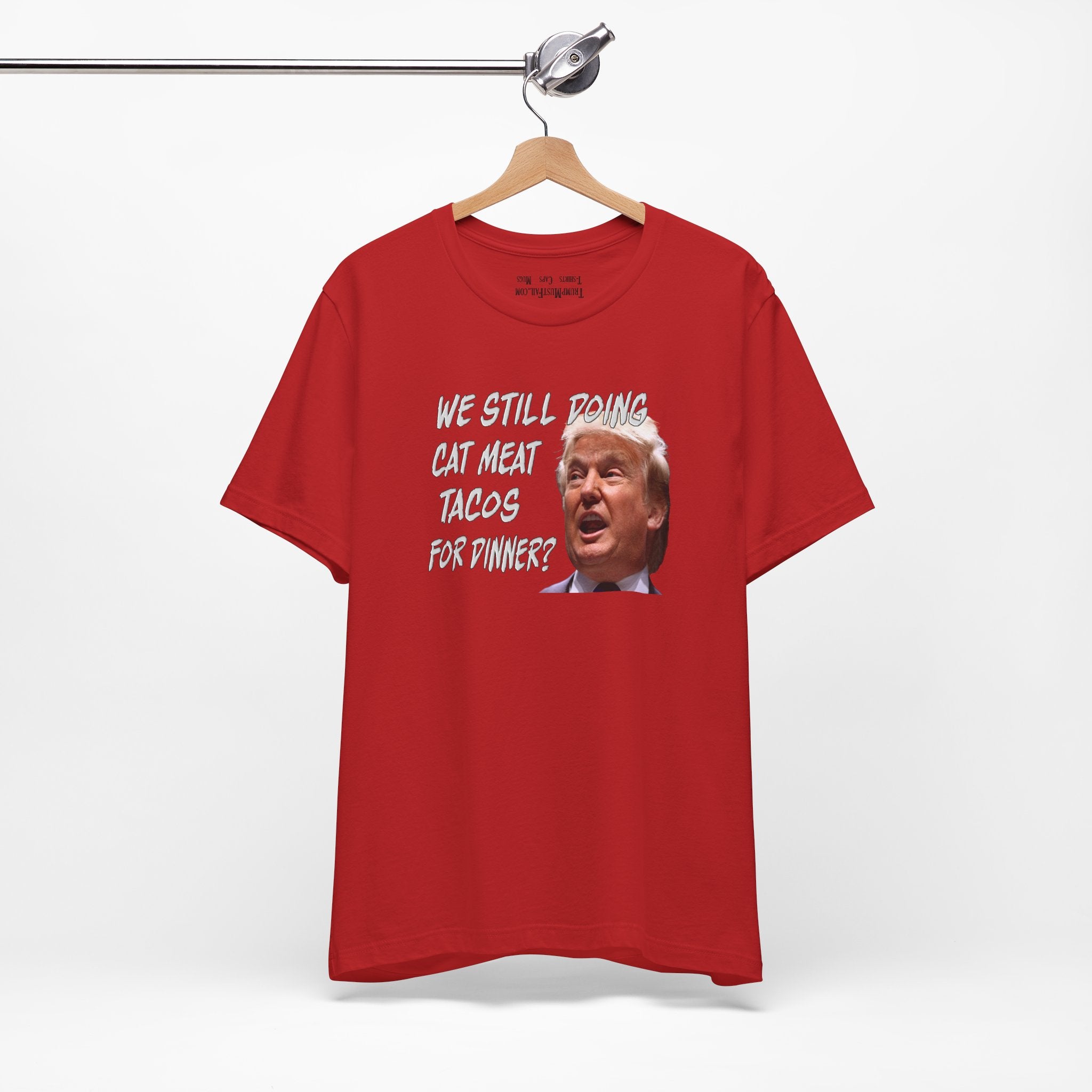 CAT MEAT TACOS T-shirts/red