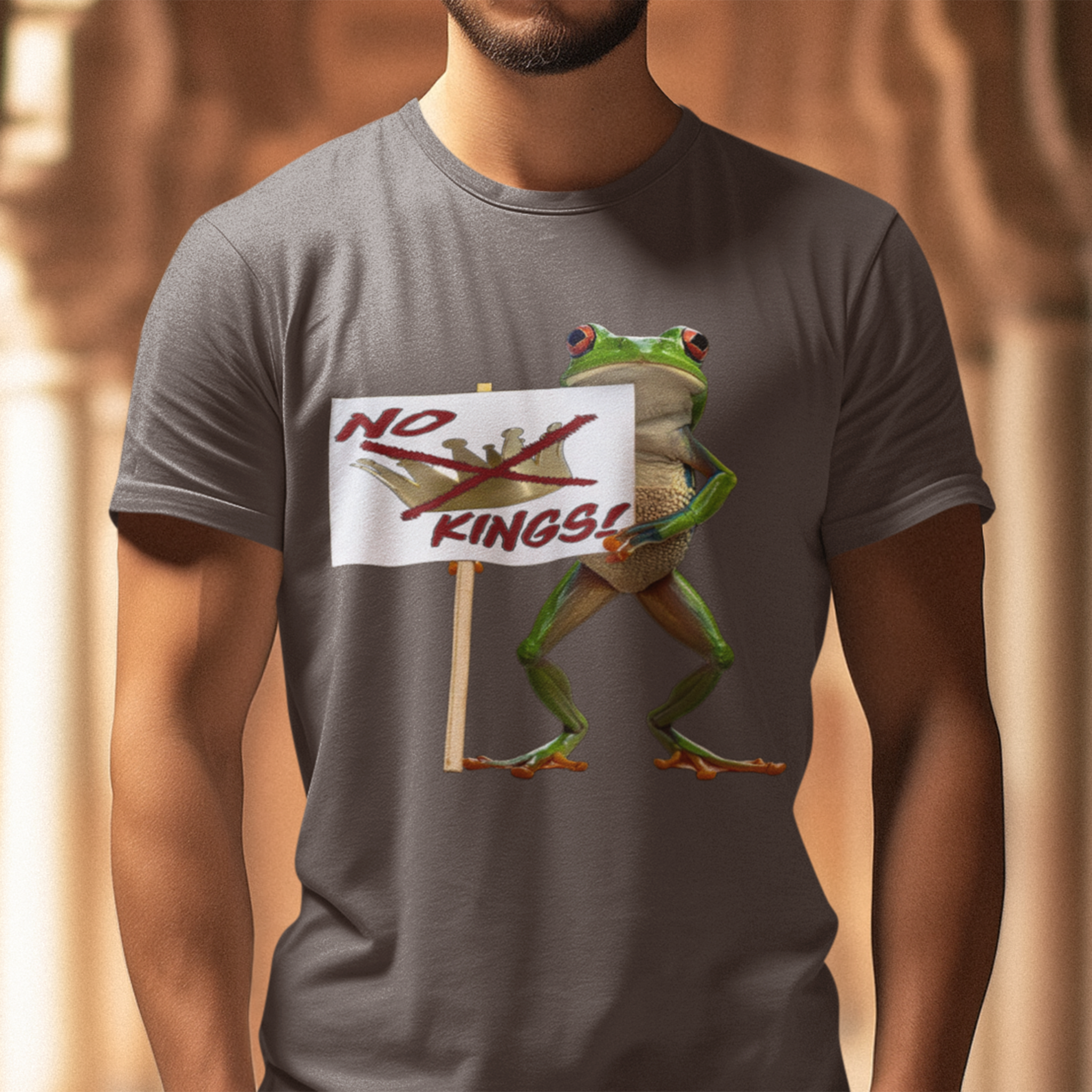 FROGS NO KINGS T-SHIRT/BROWN