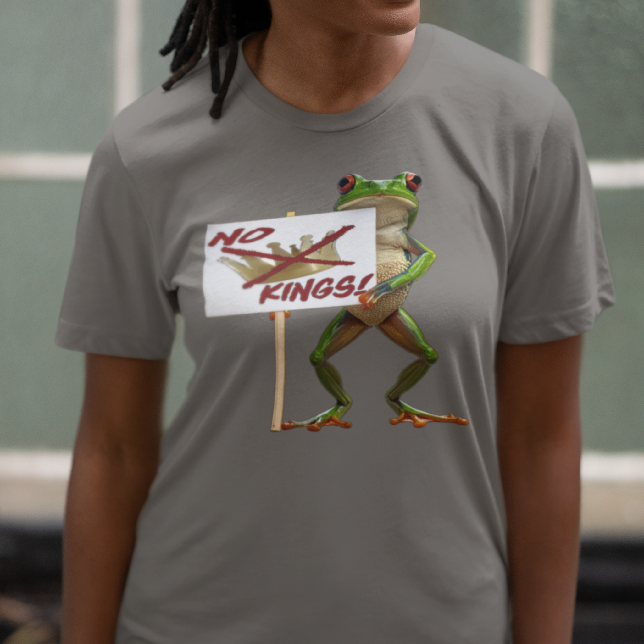 FROGS NO KINGS T-SHIRT/DEEP HEATHER 