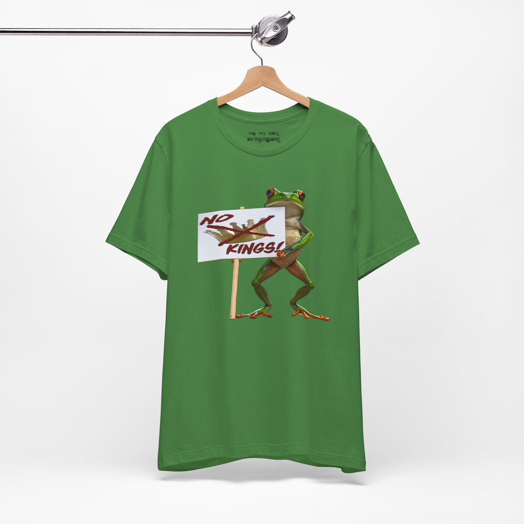 FROGS NO KINGS T-SHIRT/LEAF