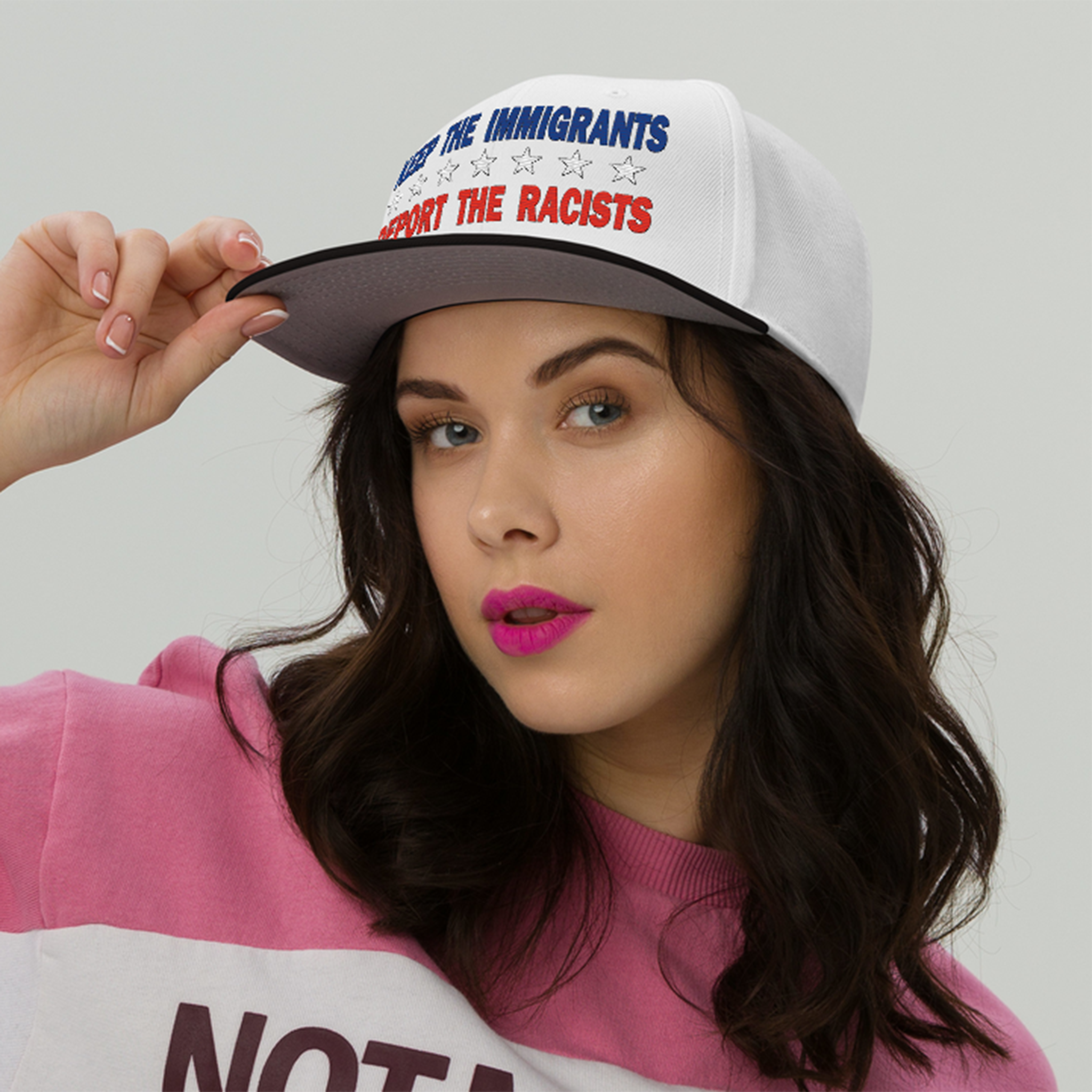 KEEP THE IMMIGRANTS  SNAPBACK CAP/Black/White/White