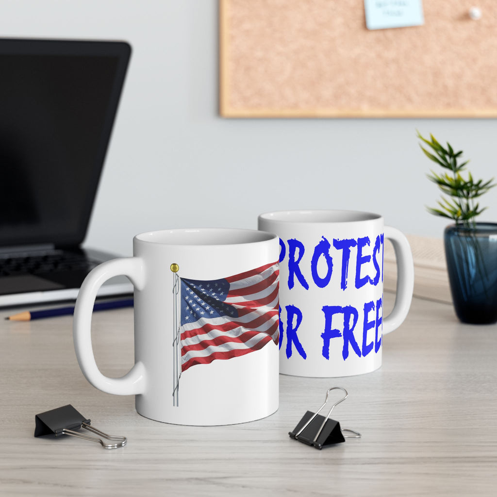 PROTEST FOR FREE CERAMIC MUG/WHITE