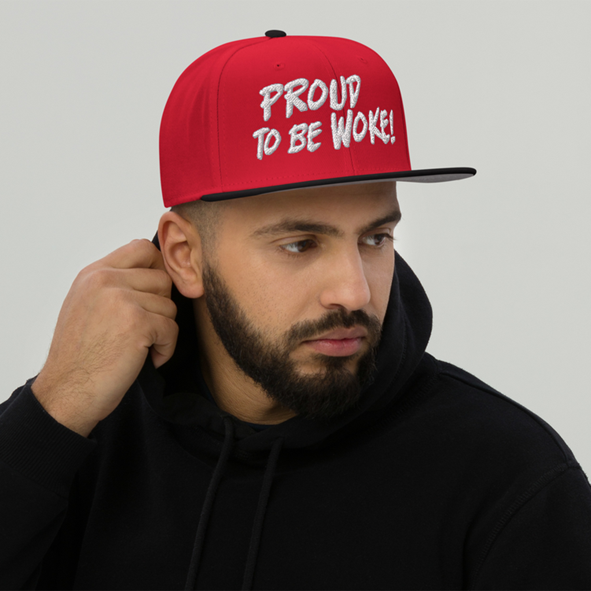 PROUD TO BE WOKE SNAPBACK CAP/
Black/Red/Red