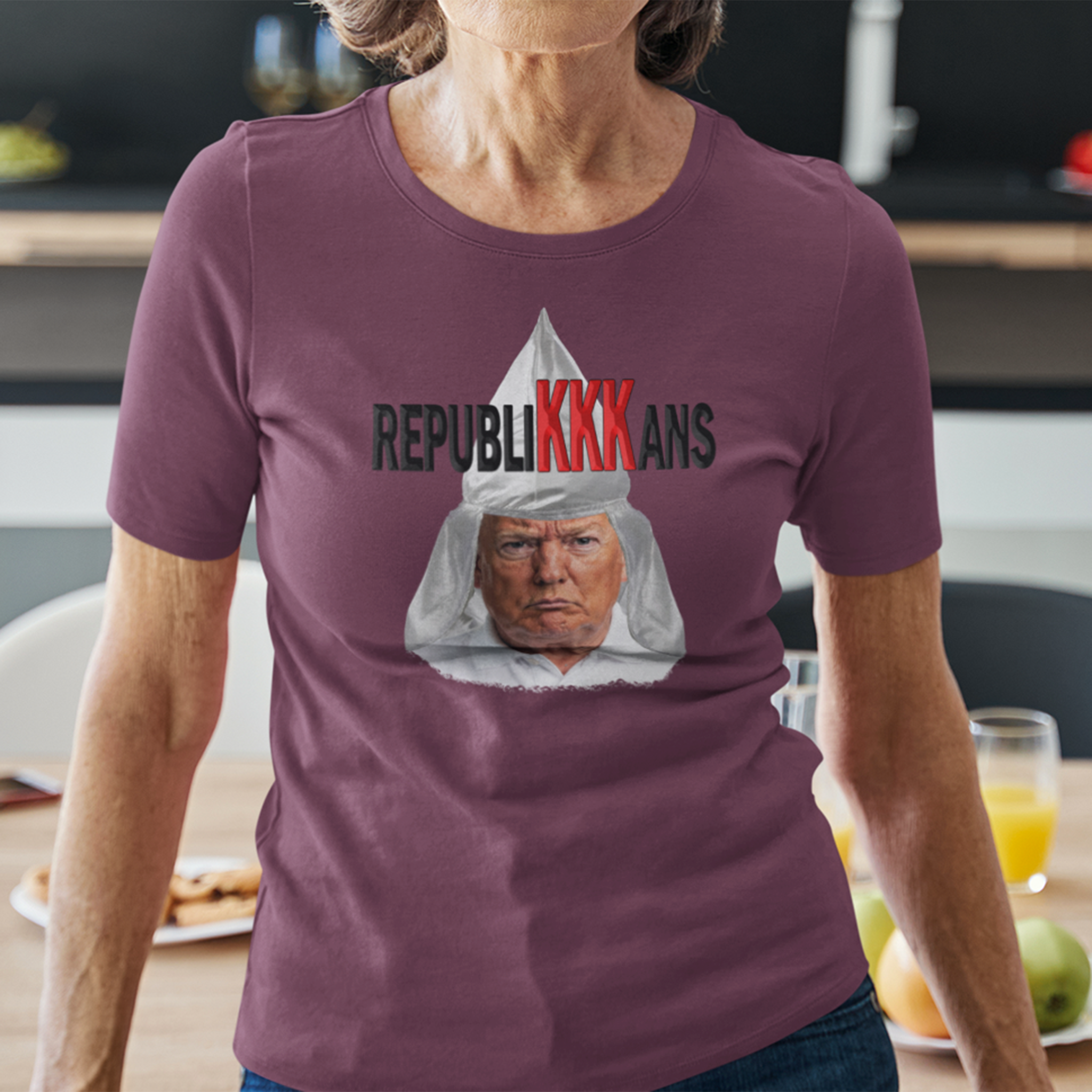 REPUBLIKKKANS T-SHIRT/MAROON