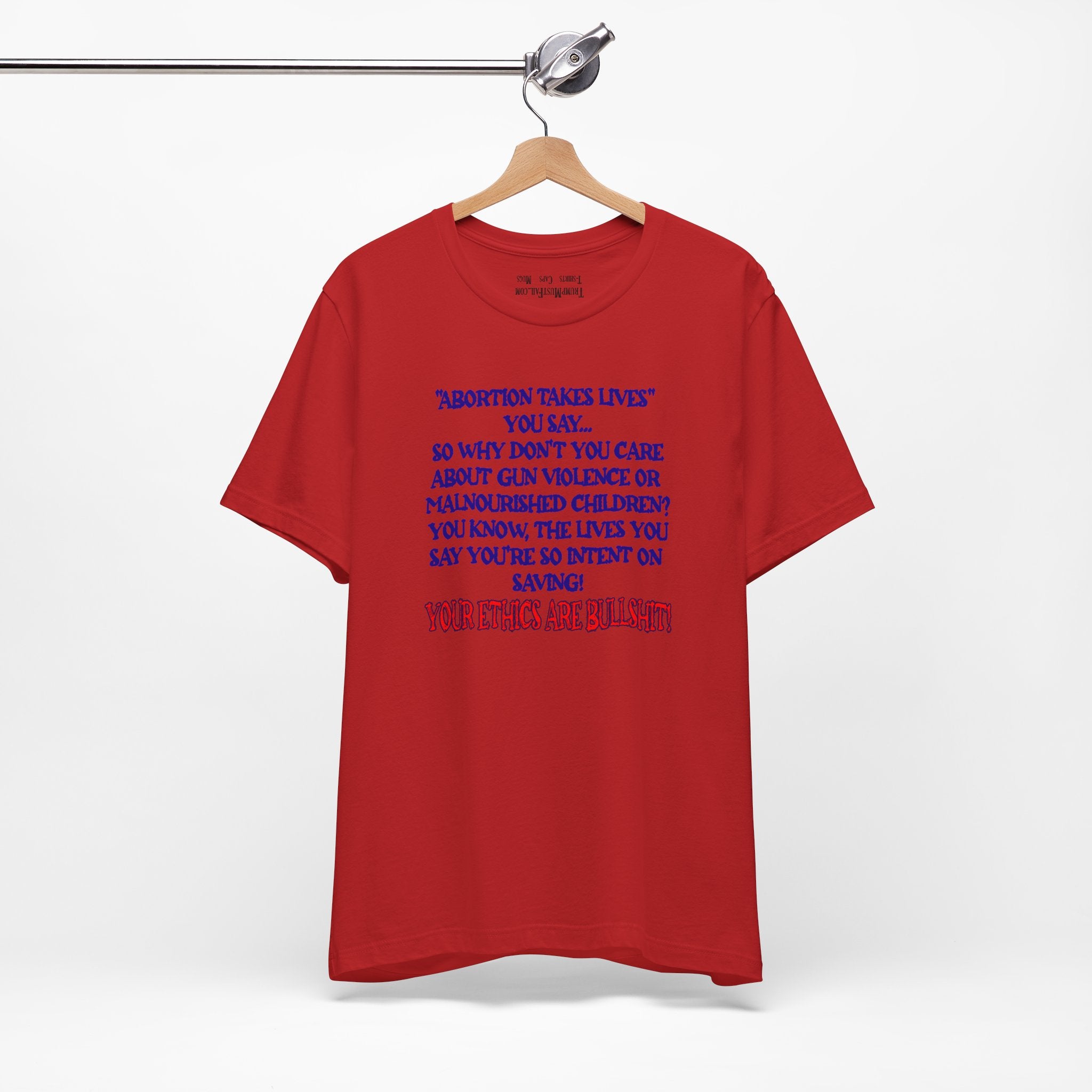 SAVING LIVES T-SHIRT/RED