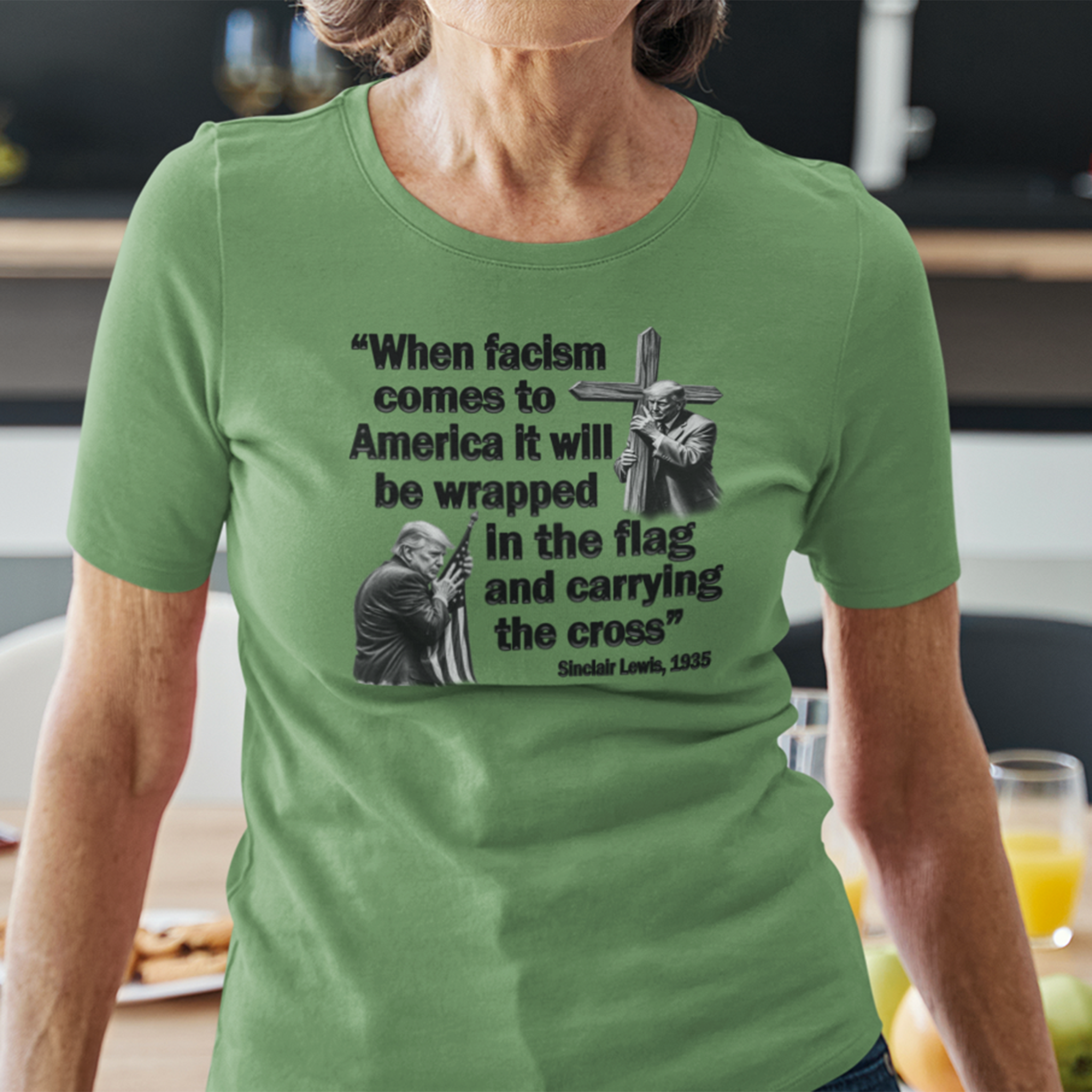 WHEN FASCISM COMES T-SHIRT/LEAF
